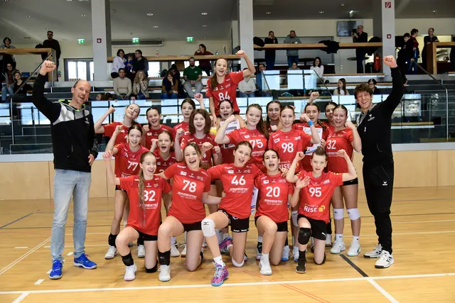 Das Team Waldviertel 1 holte sich ohne Niederlage Platz eins | Foto: Julian Haghofer