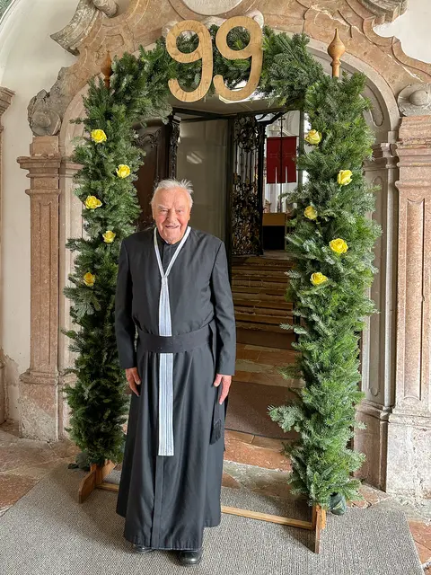 Herr Roman an seinem 99. Geburtstag. | Foto: Hans Hathayer