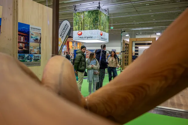 Die beiden Klimaregionen KLAR! Wilder Kaiser und KEM Hohe Salve laden zu einer gemeinsamen Exkursion zur Tiroler Hausbau- und Energiemesse.  | Foto: Congress Messe Innsbruck