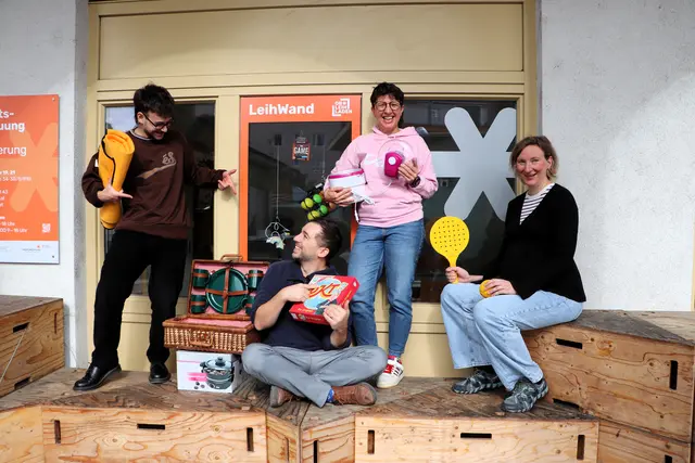 Aus dem ehemaligen Spieleverleih am Schlingermarkt ist ein vollständiger Leihladen geworden. Mittlerweile befinden sich 140 Leihgegenstände im Sortiment. | Foto: GB*