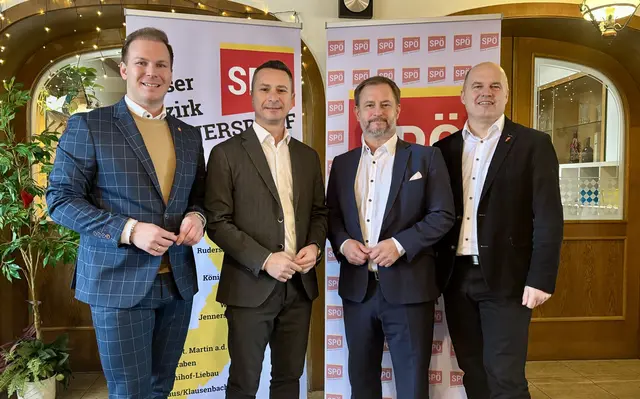 Klubvorsitzender Robert Hergovich, Klubobmann Roland Fürst, Landtagsabgeordneter Fabio Halb und Bundesrat Mario Trinkl (von links) im Landrasthaus Maria Bild besuchten mehrere Betriebe im Bezirk Jennersdorf.  | Foto: Elisabeth Kloiber