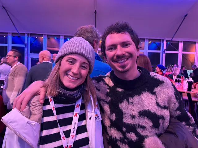 Waren bester Laune: Michaela Kirchgasser und Julian Le Play. | Foto: Emanuel Hasenauer
