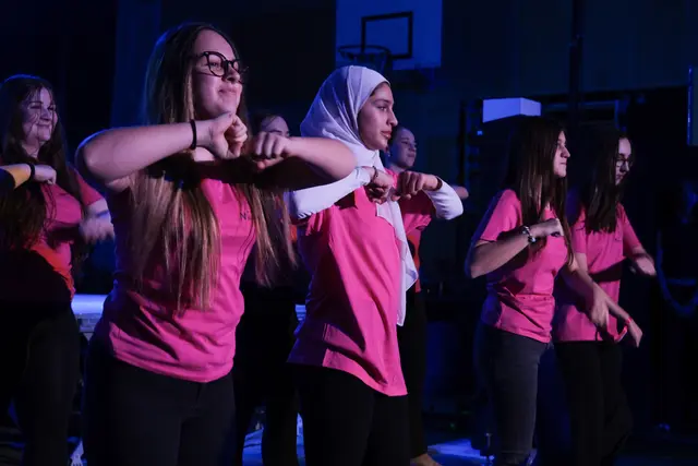 Schülerinnen und Schüler der 6. bis 8. Schulstufe erlebten an diesem Abend spektakuläre Shows. | Foto: Andreas Hellerschmid