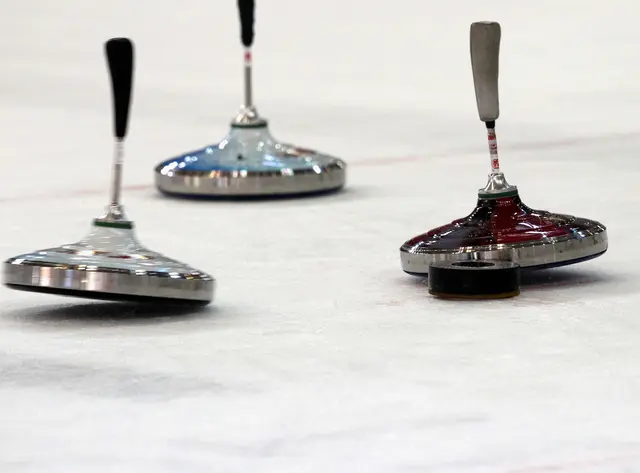 Bis Ende Jänner lässt sich die Eisbahn reservieren.  | Foto: GEPA pictures/Hans Oberlaender