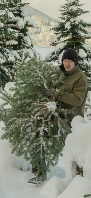 Christbaumbauer Peter Amesberger aus Micheldorf. | Foto: Amesberger