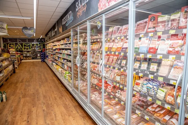 In der Unimarktfiliale in Schärding gehen am 22. Jänner endgültig die Lichter aus. Der Markt wird geschlossen.  | Foto: Selker