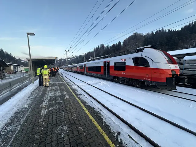 Die Evakuierung verlief reibungslos. | Foto: ZOOM.TIROL