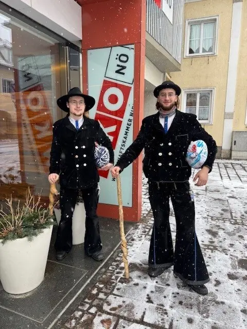 Wandergesellen Merlin Jesse und Paul Hügel. | Foto: WKNÖ