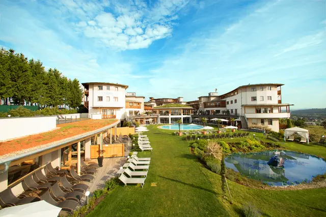 Das Hotel Larimar landete beim "Holiday Check" in der burgenlandweiten Rangliste auf Platz 6.  | Foto: Karl Schrotter