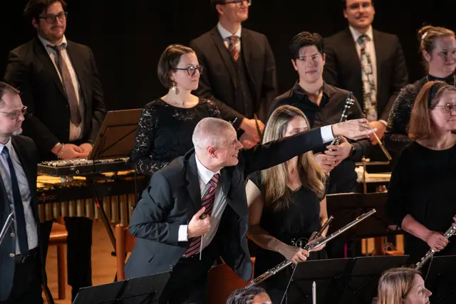 Erstmals wurde das Konzert von Wolfgang Rieger dirigiert. | Foto: SOL / Wolfgang F. Böhm