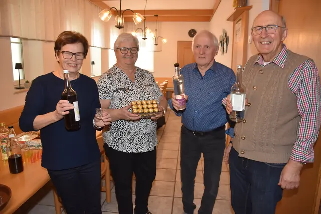 Der Seniorenbund Pabneukirchen lud zu einem unterhaltsamen Nachmittag bei Tanz, Musik und Unterhaltung.  | Foto: Zinterhof