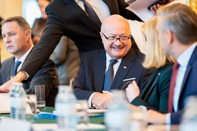 Bundeskanzler Christian Stocker (ÖVP) beim Ministerrat am Mittwoch.  | Foto: BKA/Florian Schrötter