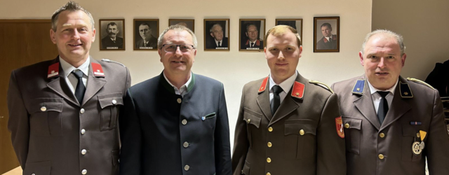 Neuer Kommandant-Stellvertreter BI Reinhard Bauer, Bürgermeister Wolfgang Schmöger, neue Kommandant OBI Tobias Frauberger-Purker und Verwalter Edwin Schmid. | Foto: FF Mörtersdorf