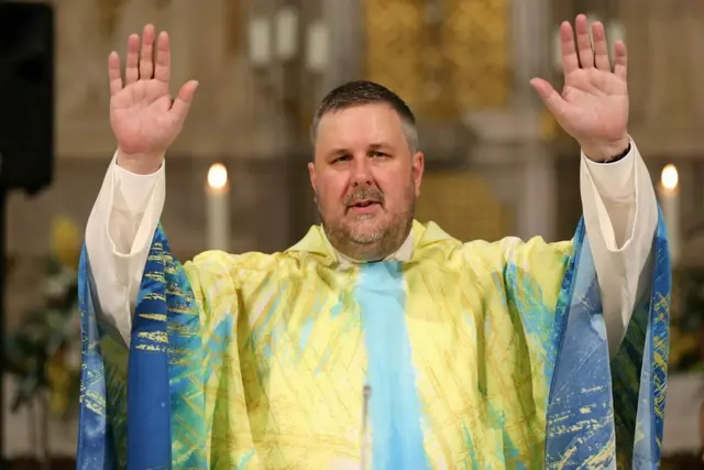 Vielen Taufen wurden auch von Manuel Sattelberger im Bezirk Zwettl durchgeführt. | Foto: Hanspeter Lechner