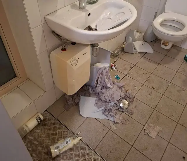 Die Sanitäranlagen sind derzeit gesperrt. | Foto: Privat