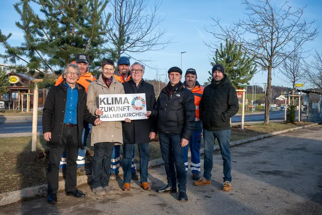 Gallneukirchner Stadtpolitiker freuen sich über den "Märchenwald". | Foto: Miriam Berger