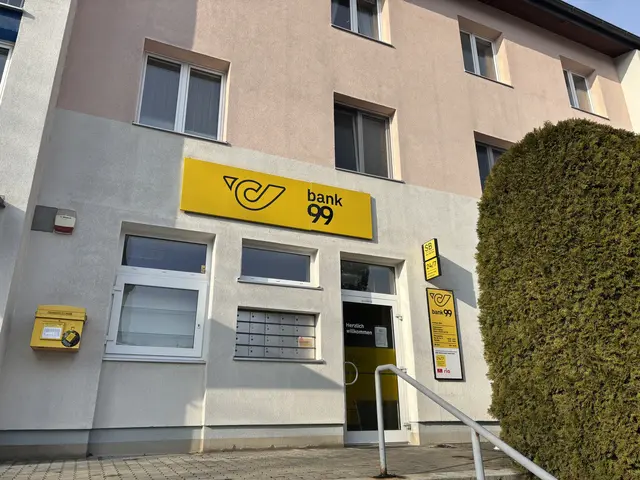 Das alte Postamt gegenüber vom Gemeindezentrum von Eichgraben hatte am 12. Jänner 2026 das letzte Mal geöffnet | Foto: Lauren Fahrenberger / MeinBezirk