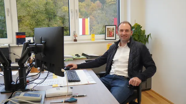Bauamtsleiter Christian Tscherteu gibt Auskunft zur Thematik Winterdienst in der Gemeinde Gallizien. | Foto: Gemeinde Gallizien