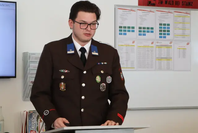 Schriftführer LM Stefan Klug bei seinem Bericht | Foto: Gerhard Langmann