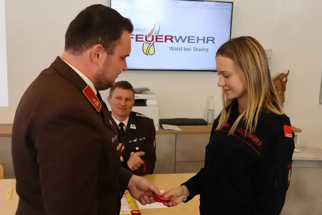 Sarah Auckenthaler ist nun Gruppenkommandantin der Feuerwehrjugend | Foto: Gerhard Langmann