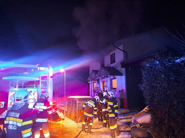 Einen nächtlichen Einsatz der FF Trofaiach forderte ein Kinderzimmerbrand in einem Einfamilienwohnhaus. | Foto: FF Trofaiach