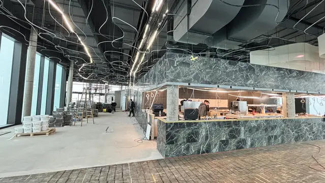 Schauküche und Restaurant- bzw. Barbereich sind bereits erkennbar. | Foto: MeinBezirk OÖ