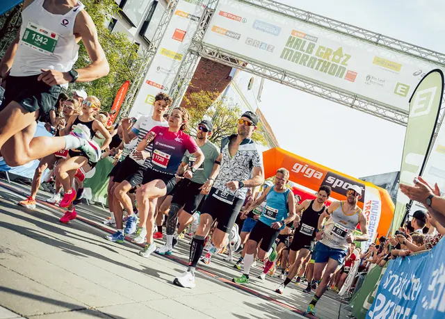 Auf die Plätze, fertig, los: Der Gigasport-Halbmarathon verwandelt Graz am 12. April wieder in eine Laufstrecke. | Foto: newfish
