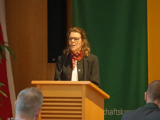 Als Bezirksobfrau setzt sich Kathrin Unterweger gemeinsam mit ihrem Team für die Interessen der Bäuerinnen und Bauern im Bezirk Hermagor ein.  | Foto: Kärntner Bauernbund