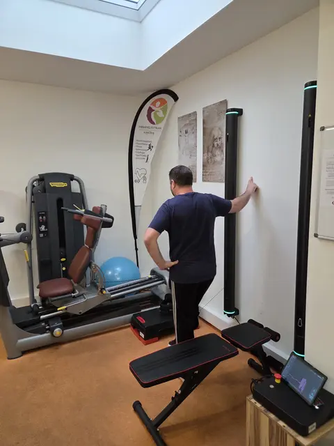 Physiotherapie und medizinische Trainingstherapie sind zentrale Bausteine in der Prävention und Behandlung von Osteoporose.  | Foto: Therapiezentrum Kogelberg