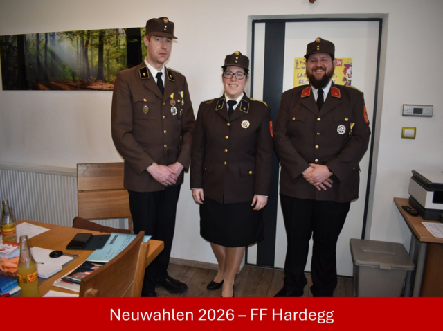 Hardegg: Feuerwehrkommandant Ing. Heinrich Löschnig, Leiterin des Verwaltungsdienstes Vera Leeb, Feuerwehrkommandant-Stellvertreter Benjamin Kraus | Foto: BFKDO Hollabrunn
