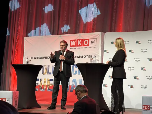 WKNÖ-Präsident Wolfgang Ecker bei seiner Rede. | Foto: Zezula