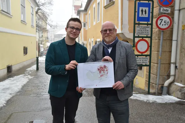 Die Stadträte Tim Pöchhacker (Grüne) und Stephan Schimanowa (SPÖ). | Foto: Hirss