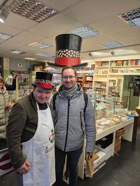 Michael Reimer (li.) bekam Besuch von seinem Freund Lukas Stiegler.  | Foto: Stiegler