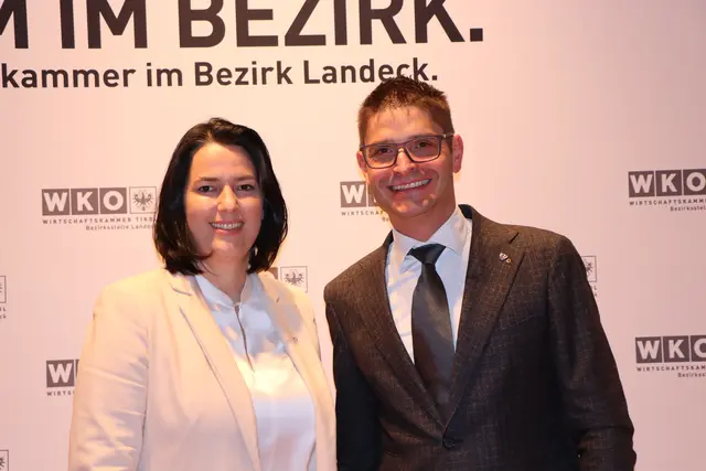 Präsidentin Barbara Thaler und Bezirksobmann Michael Gitterle in der WK-Landeck. | Foto: Thomas Seelos