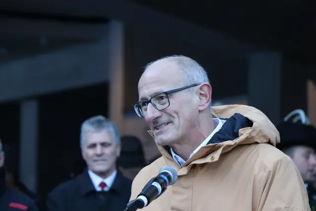 LH Anton Mattle lobte das Durchhaltevermögen der Projektbetreiber. | Foto: Thomas Seelos
