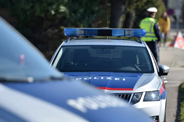 Von 15. Jänner auf den 16. Jänner 2026 fand eine kärntenweite Schwerpunktkontrolle gegen Alkohol und Drogen am Steuer statt. (Symbolfoto) | Foto: stock.adobe.com/at/Spitzi-Foto 