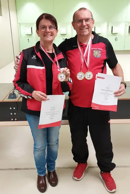 Anita Wittmann und Wolfgang Weinberger. | Foto: ASKÖ Ried