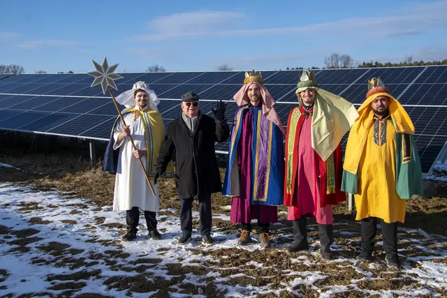 Die drei Quellen der Therme sind nach den Heiligen Drei Königen benannt - konsequent also, dass auch die neue Photovoltaikanlage mit rund 9.600 Modulen ebenfalls am vergangenen Dreikönigstag in Betrieb genommen wurde. | Foto: Rogner Bad Blumau