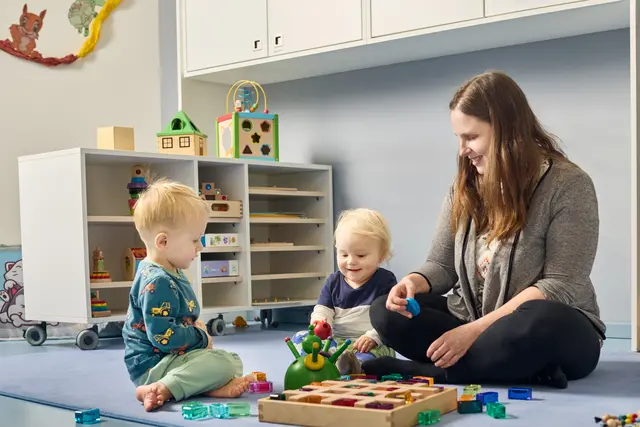 Das Tageseltern-Modell des Hilfswerks Salzburg bietet eine familiennahe Form der Kinderbetreuung und stellt eine wichtige Ergänzung zu klassischen Einrichtungen dar. | Foto: Hilfswerk Salzburg