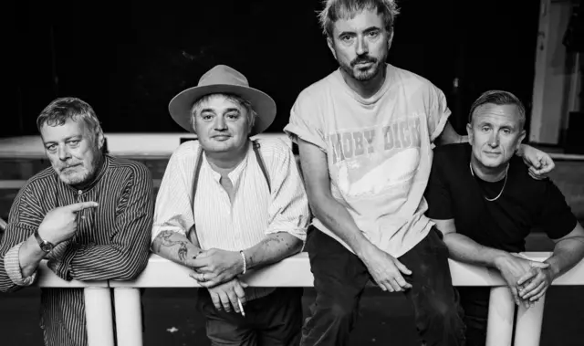 Peter Doherty (zweiter v.l.) und die Babyshambles werden heuer beim Acoustic Lakeside Festival auftreten. | Foto: Barnaby Fairley