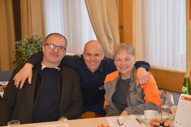 Beim elften Lehrlingscasting in Oberpullendorf präsentierten 25 Unternehmen ihre Lehrberufe und informierten über Ausbildungsmöglichkeiten.  | Foto: Rosenberger Victoria