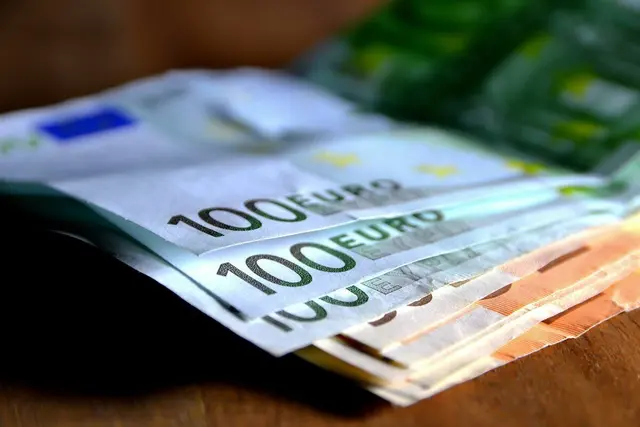 Es wurde 3.350 Euro an Falschgeld sichergestellt. | Foto: Panthermedia/Heiko Küverling