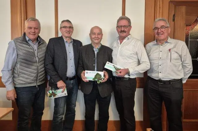 OBstvtr  Ing. Karl Tratz, Franz Hierner, Alois
Stubhahn, Herbert Planer, GF OB Ing. Josef Haiderer | Foto: Roswitha Winter