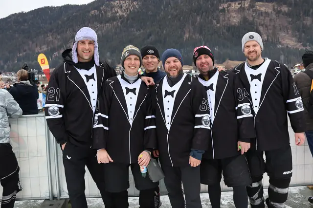 Das Team vom "gentlemensclub_hockey" reiste extra aus Niederösterreich an. | Foto: meinbezirk.at/Chiara Kresse