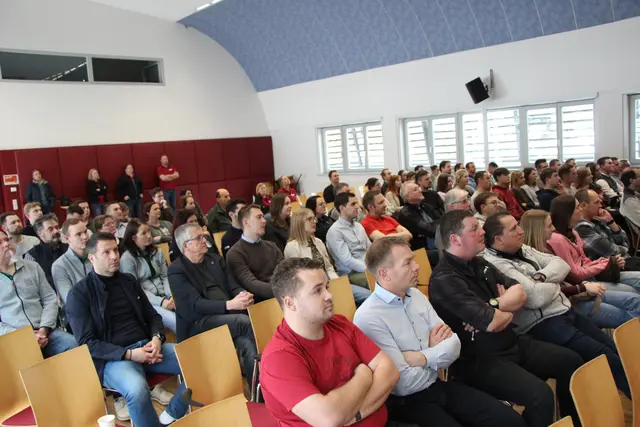 Gut gefüllt war der Saal im Schloss Neupernstein | Foto: MeinBezirk/Staudinger