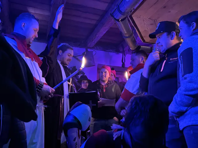 Die Barsegnungdurch die Lumpen – hier bei den Lanigern - ist mittlerweile zur Tradition geworden und belustigte eine große Schar an Schäfchen, die in den jeweiligen Bars den lustigen Sprüchen und Seitenhieben lauschten.