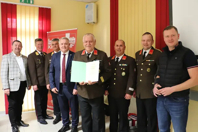 Franz Völkl wurde mit dem Verdienstkreuz in Silber ausgezeichnet. | Foto: Edith Ertl