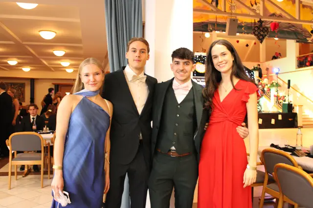 für Joy Chorfürst, Dominik Schütz, Marco Krajinovic und Lena Fischer war es nicht der erste Ball | Foto: Anna Seymann