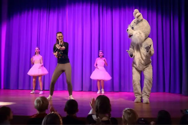 Die kleinen Faschingsgäste waren kaum zu bremsen – getanzt wurde ohne Pause. | Foto: Alejandra Ortiz