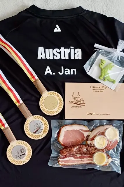 Gratulation zu dem Siegen. Der Speck schaut gschmackig aus.  | Foto: PTTA